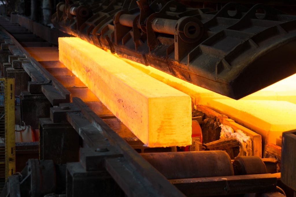 Hot drop forging - hot rectangular bar on rollers