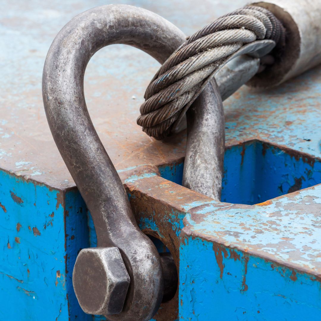 A shackle manufactured and supplied by B.B. Price